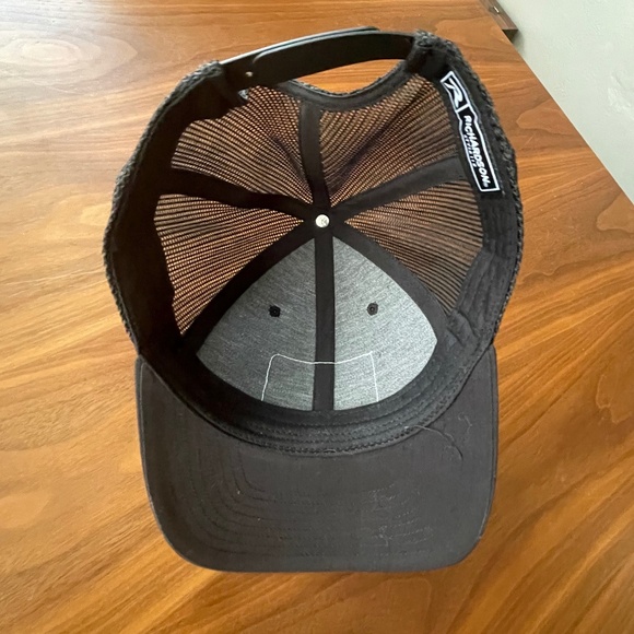 TAILWATER OUTFITTERS MULLET BOI HAT (MESH/SNAPBACK) - Picture 2 of 4